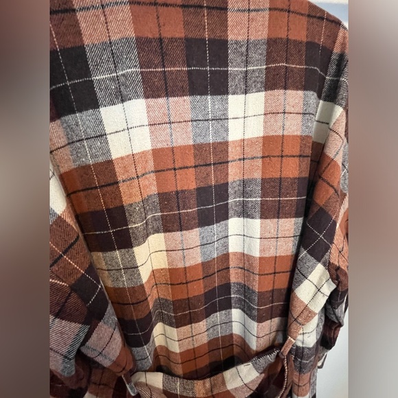 fashion Nova Plaid Shacket - Picture 9 of 9